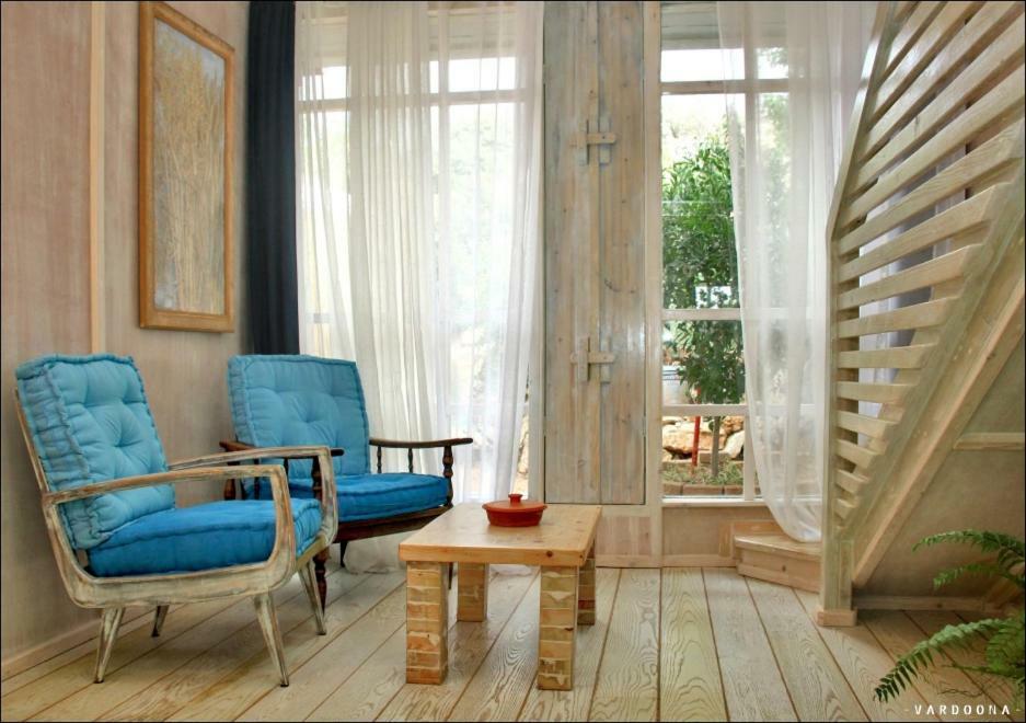 Vitals On The Mountain In Katzir Exterior photo